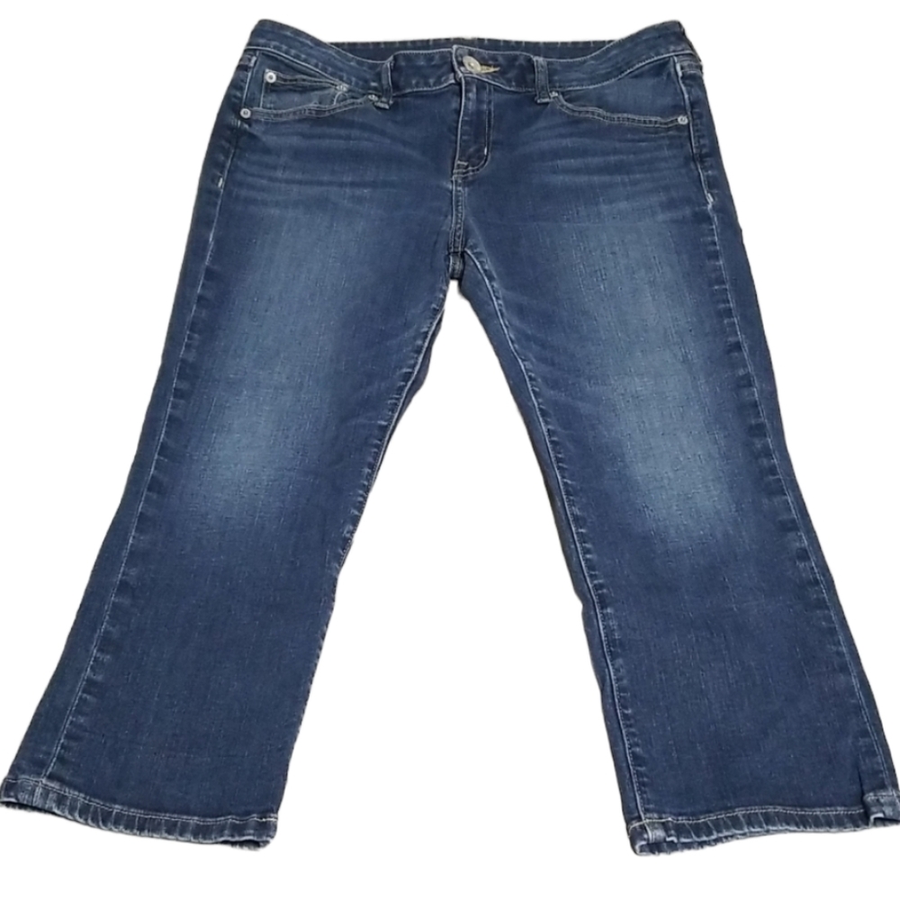 A.N.A Shorts Capris or Ankle Pants